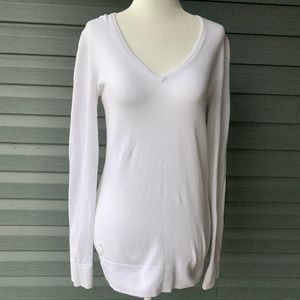 White Lilly Pulitzer sweater